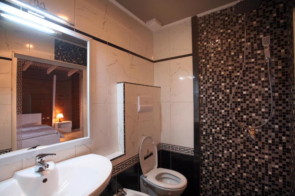 Hotel Kastria Tiranë Ngoại thất bức ảnh