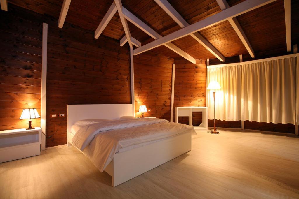 Hotel Kastria Tiranë Ngoại thất bức ảnh