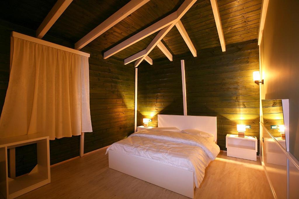 Hotel Kastria Tiranë Ngoại thất bức ảnh